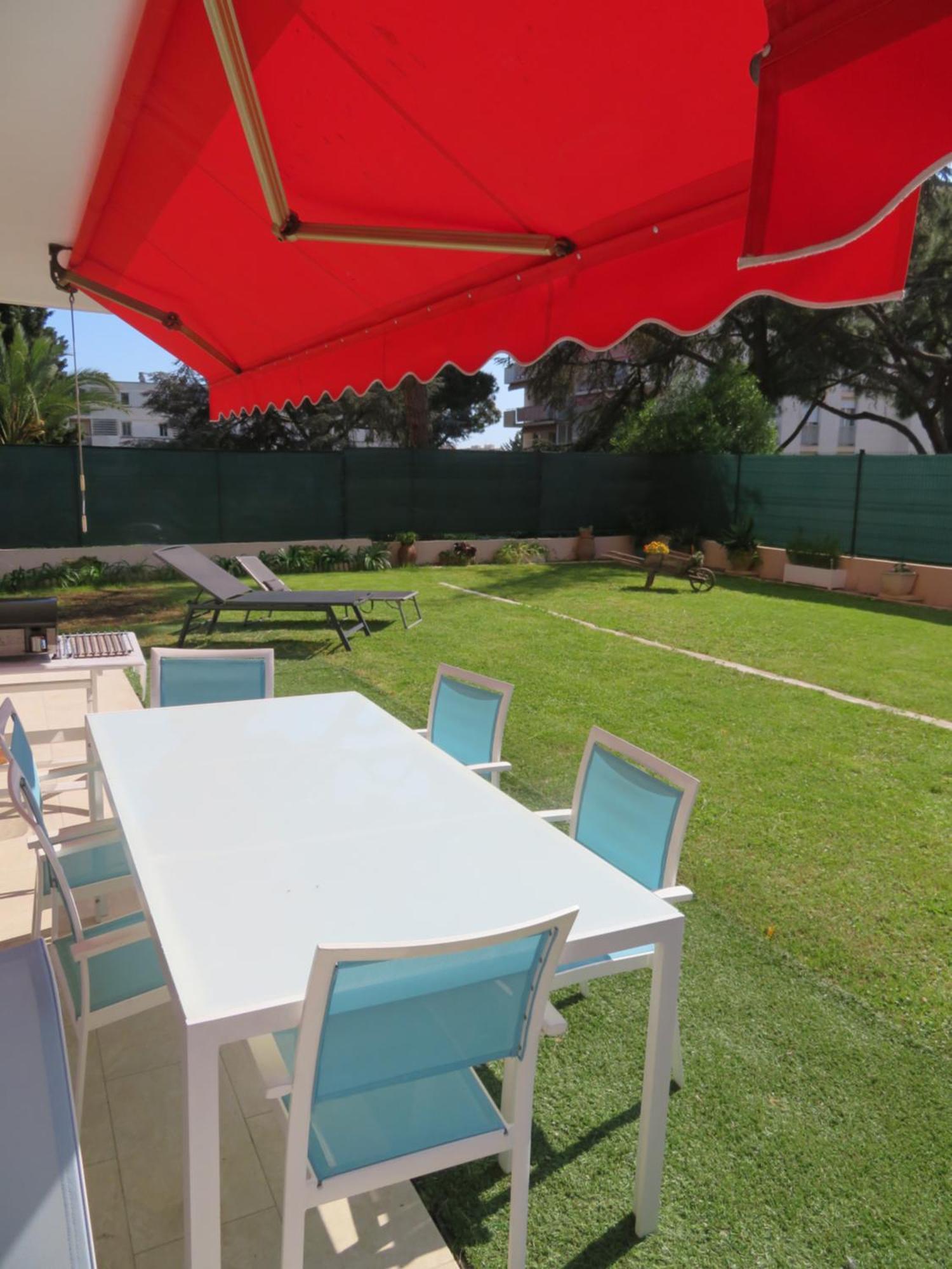 Superbe Rez De Jardin Dans Residence Au Calme 尼斯 外观 照片